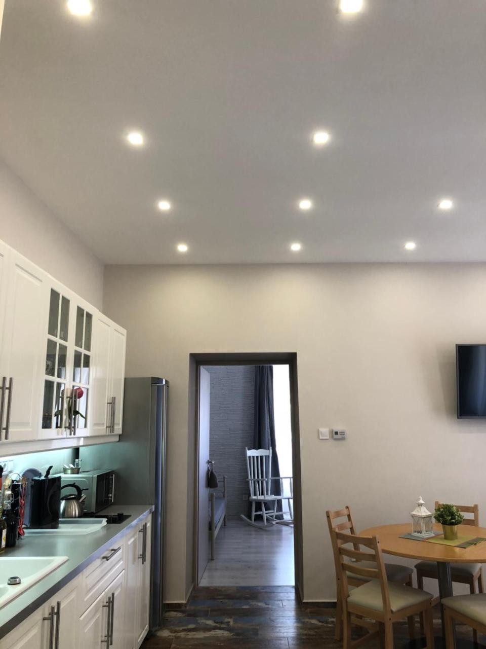 شقة Frank Apartman إغير المظهر الخارجي الصورة